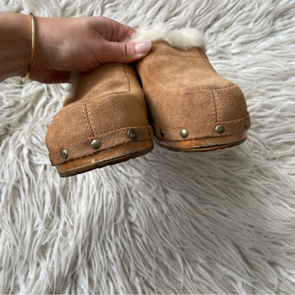 UGG Kalie Chestnut Suede Y2K Sheepskin Lined Wood Sole Mule Clogs 5426 Size 6 - Picture 4 of 11